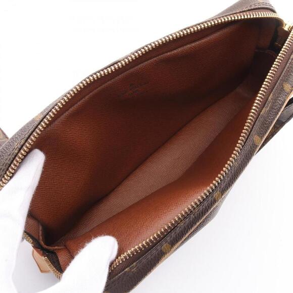 LOUIS VUITTON Brown Monogram Leather Shoulder Bag - Picture 3 of 10